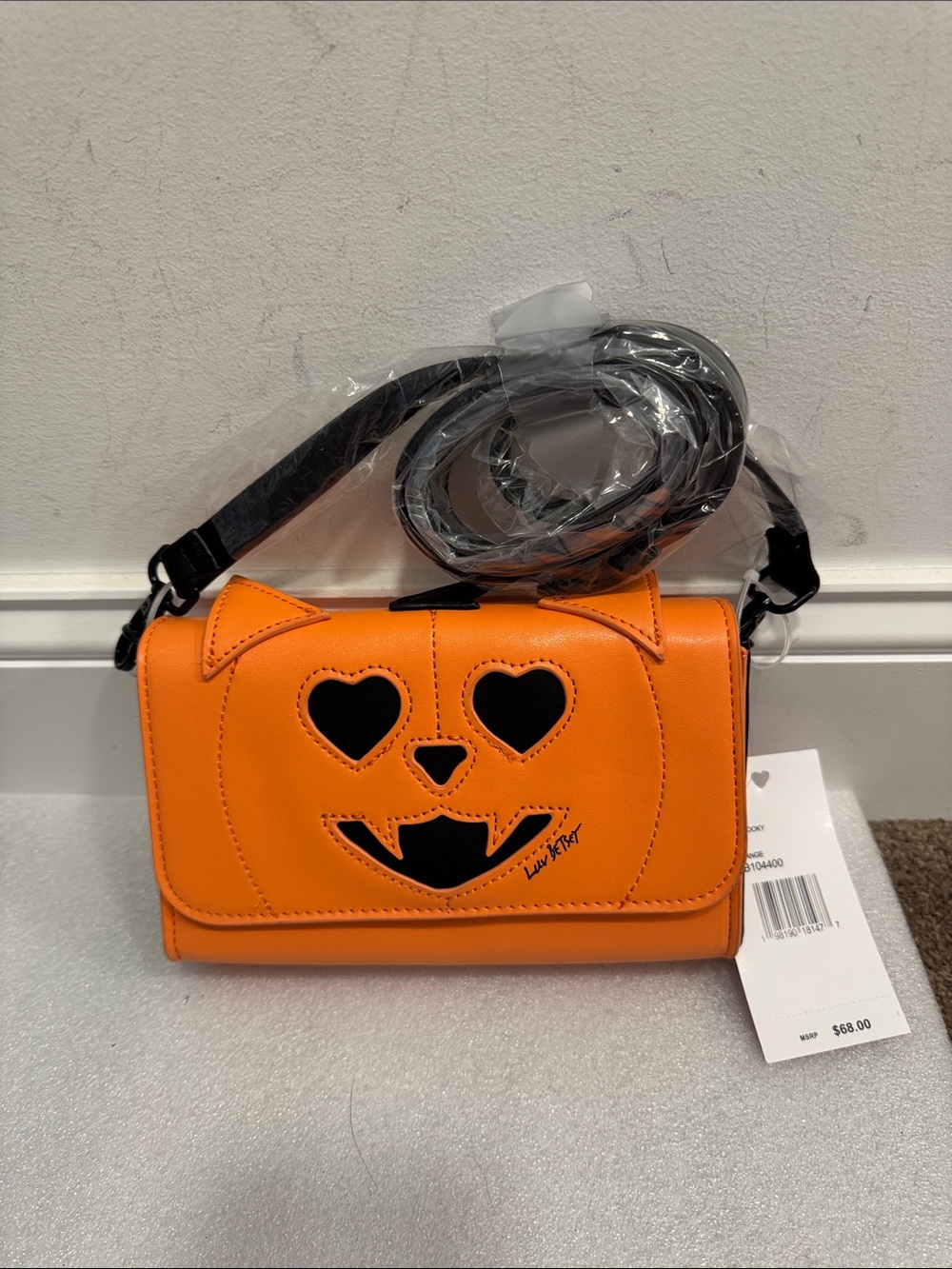Betsey Johnson luv Betsey pumpkin jack o lantern face crossbody bag purse NWT